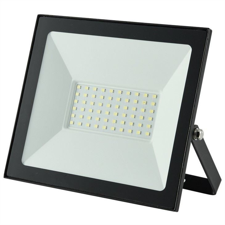 Odpowiednik domowego oświetlenia LED o mocy 50 W