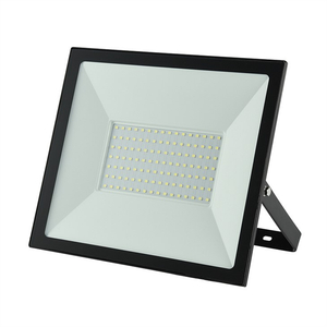 Światło przeciwpowodziowe LED 100 W, łatwe w montażu