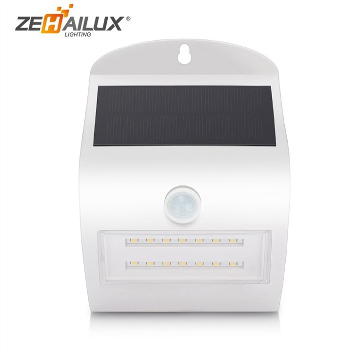 Lampa solarna z czujnikiem ruchu na zewnątrz