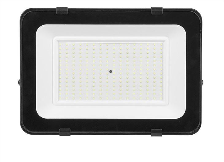 Zewnętrzne światło przeciwpowodziowe LED o mocy 200 W IP65
