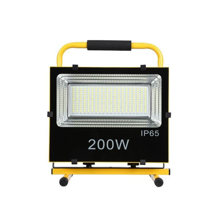 Przenośna lampa robocza LED z możliwością ładowania na zewnątrz