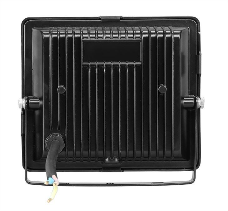 Energooszczędne oświetlenie LED o mocy 30 W
