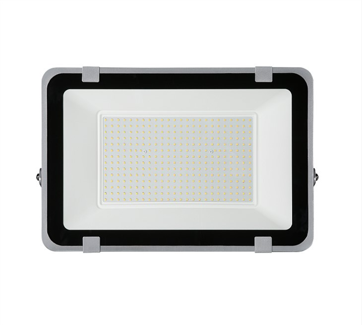 Superjasny reflektor zewnętrzny LED o mocy 300 W