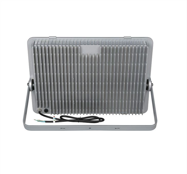 Superjasny reflektor zewnętrzny LED o mocy 300 W